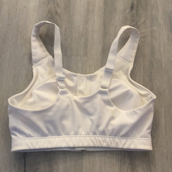 🏳️ New balance white zip up bra size small - Picture 5 of 11